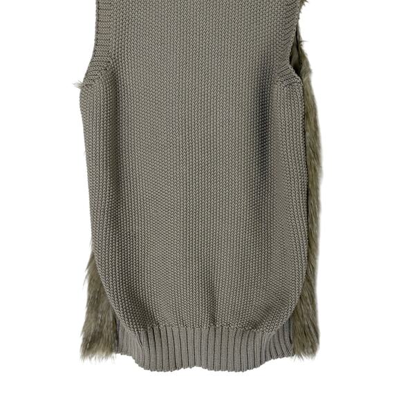Sebby Collection Beige Faux Fur Hook & Loop Closure Sweater Vest Top Size M - Picture 6 of 9